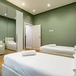Plinio 33 Milano